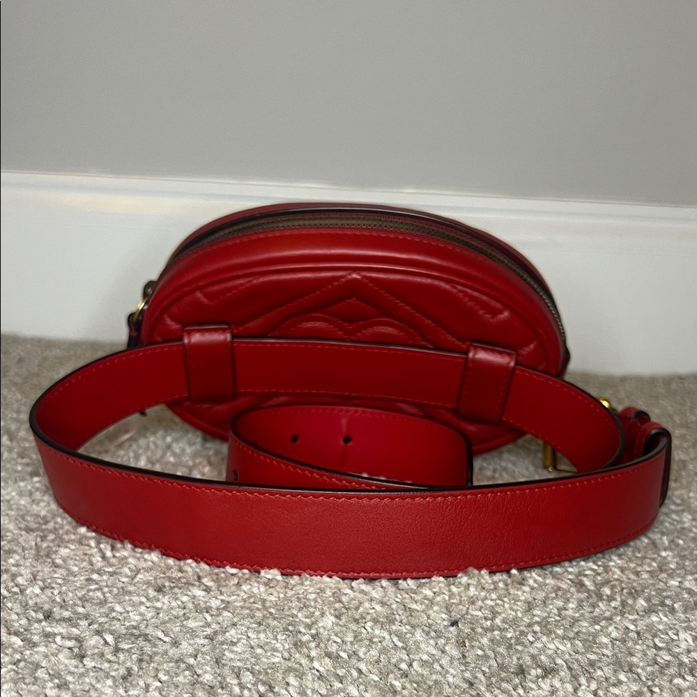 Gucci Red Mini Belt Bag with Gold Logo - Picture 3 of 14